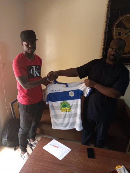 Teungueth FC: Le leader du championnat signe une nouvelle recrue, Roger Gomis - wiwsport