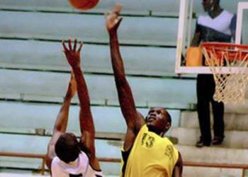 Basket05 une