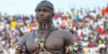 (Vidéo) Modou Lo tance Lac 2 : « Tu es un homme comporte toi ainsi le jour J… » - wiwsport