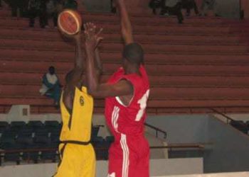 Basket04 une