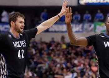 12e succès de suite pour Golden State face aux Wolves de Gorgui Dieng !