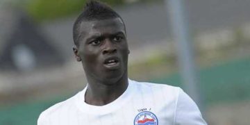 Niang05 une