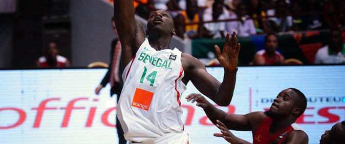 Afrobasket : Le Sénégal bat largement le Mozambique (80-49) - wiwsport SenMoz02 une