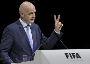 Fifa : Tester l’arbitrage video était «la bonne décision», selon Infantino