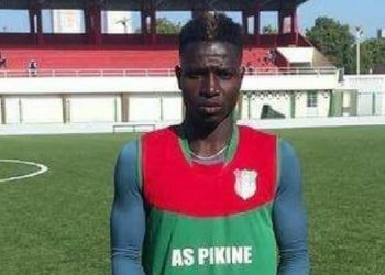 kouyate une