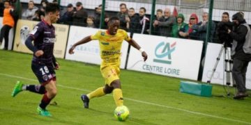 Mercato: Officiel: Arthur Yannick Gomis prolonge son contrat avec l'US Orléans - wiwsport