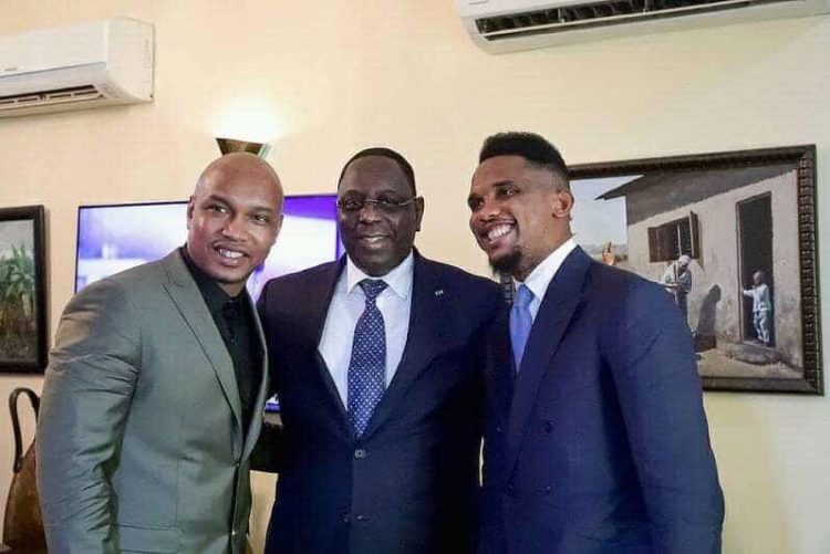 Macky Sall avec Diouf et Eto'o à l'investiture de George Weah - wiwsport Macky Sall avec Diouf et Eto'o à l'investiture de George Weah - wiwsport