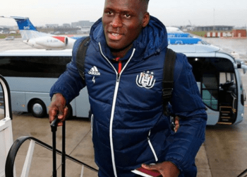 Sa rééducation à Barcelone terminée : Kara Mbodj retourne à Anderlecht