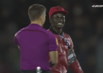 Improbable mais vrai : Sadio Mané a donné le coup d&rsquo;envoi du match Epinal-OM
