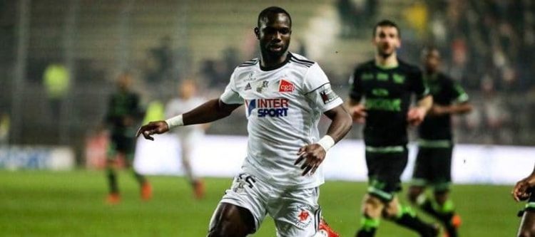 Moussa Konaté élu joueur du mois de janvier - wiwsport Moussa Konaté élu joueur du mois de janvier - wiwsport