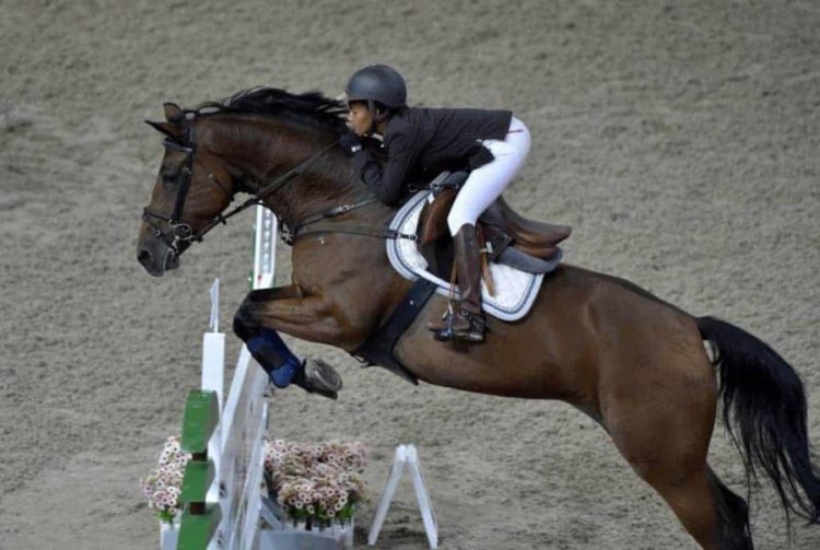 Sports équestres : Grand prix corsaire : Maeva Boyer dompte les cavaliers étrangers - wiwsport Sports équestres : Grand prix corsaire : Maeva Boyer dompte les cavaliers étrangers - wiwsport