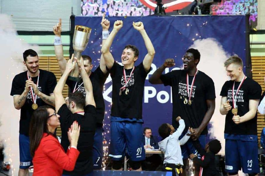 Cheikh Mbodj et Torun remportent la Coupe de Pologne - wiwsport Cheikh Mbodj et Torun remportent la Coupe de Pologne - wiwsport