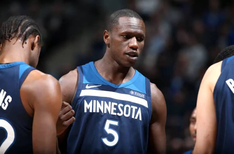 Les Minnesota Timberwolves de Gorgui Dieng jouent avec le feu en s'inclinant à domicile contre Memphis - wiwsport Les Minnesota Timberwolves de Gorgui Dieng jouent avec le feu en s'inclinant à domicile contre Memphis - wiwsport