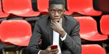 Vidéo : Ismaïla Sarr s’explique sur son choix de ne pas rejoindre le Barça lors du mercato estival - wiwsport