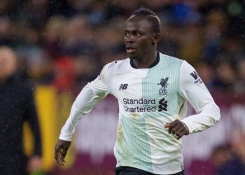 Meilleur buteur sénégalais en PL: Mané égale Demba Ba qui le félicite