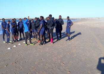 Coupe CAF: Privé de terrain d'entrainement au Maroc, Génération Foot se prépare à la plage - wiwsport