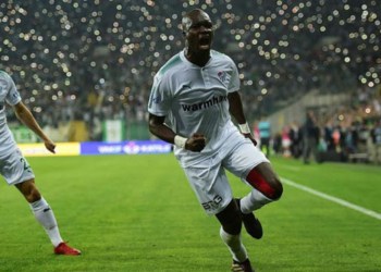 But de Moussa Sow (Bursaspor 2-1 Konyaspor) - wiwsport