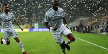 But de Moussa Sow (Bursaspor 2-1 Konyaspor) - wiwsport