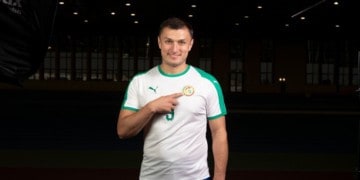 Russie 2018: Le Doc' Eduard BEZUGLOV s'affiche avec le maillot des Lions - wiwsport