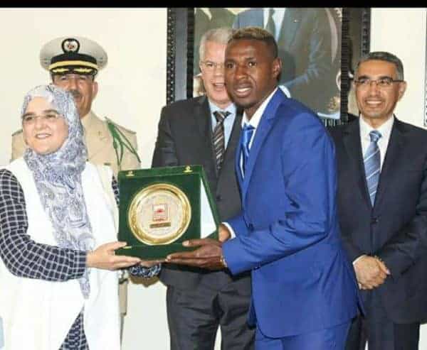Ousseynou Thioune, champion du Maroc honoré par la mairie de Tanger ! - wiwsport Ousseynou Thioune, champion du Maroc honoré par la mairie de Tanger ! - wiwsport