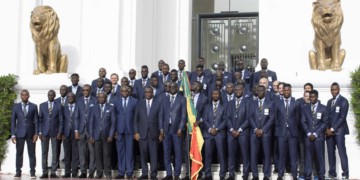 Mondial 2018: Tweets des Lions après la remise du drapeau par le chef de l'Etat - wiwsport
