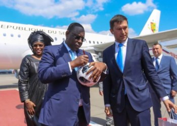 Photos : Macky Sall est arrivé à Moscou avec Marieme Faye Sall - wiwsport
