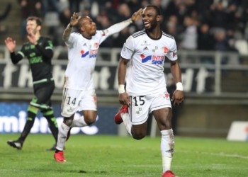 Mercato: Moussa Konaté courtisé en Angleterre - wiwsport