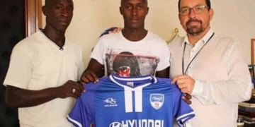 Officiel : Dakar Sacré Cœur tient sa première recrue - wiwsport
