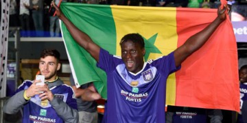 Kara Mbodji, repartir à zéro - wiwsport