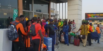 Des athlètes sénégalais, maliens marocains, zambiens togolais, parqués comme des animaux à Lagos - wiwsport
