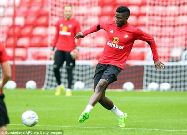Sunderland: Ça débute mal pour Papy Djilobodji - wiwsport Sunderland: Ça débute mal pour Papy Djilobodji - wiwsport