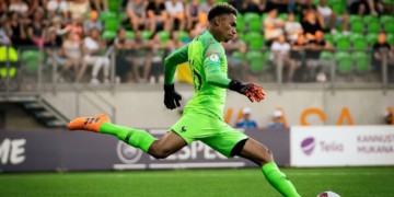Troyes: Yehvann Diouf dans le viseur de Tottenham - wiwsport
