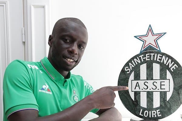 Saint-Etienne Cheikh Mbengue poussé vers la sortie - wiwsport Saint-Etienne Cheikh Mbengue poussé vers la sortie - wiwsport