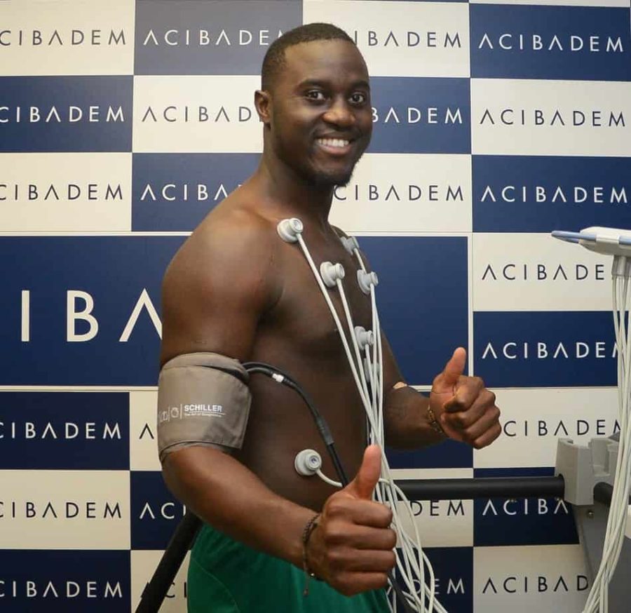 Exclusif: Mercato: Henri Saivet prêté à Bursaspor par Newcastle - wiwsport Exclusif: Mercato: Henri Saivet prêté à Bursaspor par Newcastle - wiwsport