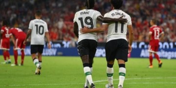 Emmanuel Petit : "Sadio Mané va voler la vedette à Mohamed Salah cette année" - wiwsport