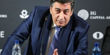 Jeu d’échecs : Election FIJE en octobre : Le Sénégal « vote » le grec Makropoulos - wiwsport