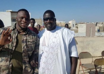 Derby Fass / Pikine : Bécaye Mbaye démarche Gris / Ama