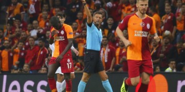 Ligue des champions : Galatasaray gagne, Badou Ndiaye voit rouge - wiwsport