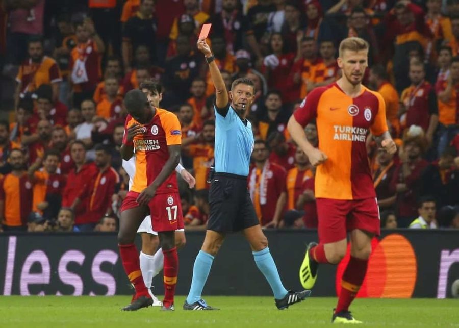 Ligue des champions : Galatasaray gagne, Badou Ndiaye voit rouge - wiwsport Ligue des champions : Galatasaray gagne, Badou Ndiaye voit rouge - wiwsport