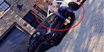 Lamborghini de Diafra Sakho abandonné sur le parking de West Ham: Des proches du joueur ont démenti - wiwsport