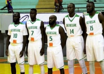 Zapping : les lions rassurent pour Lagos