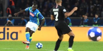Vidéo - PSG vs Naples : Kalidou Koulibaly fait le buzz avec ce geste... - wiwsport