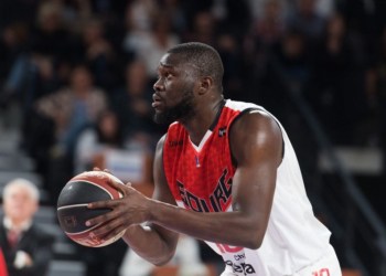 Pro A – La JL Bourg chute lourdement malgré 19 points de Youssou Ndoye