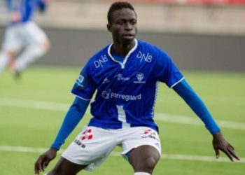 Large victoire du Club Burges 4-0, Krepin Diatta titulaire