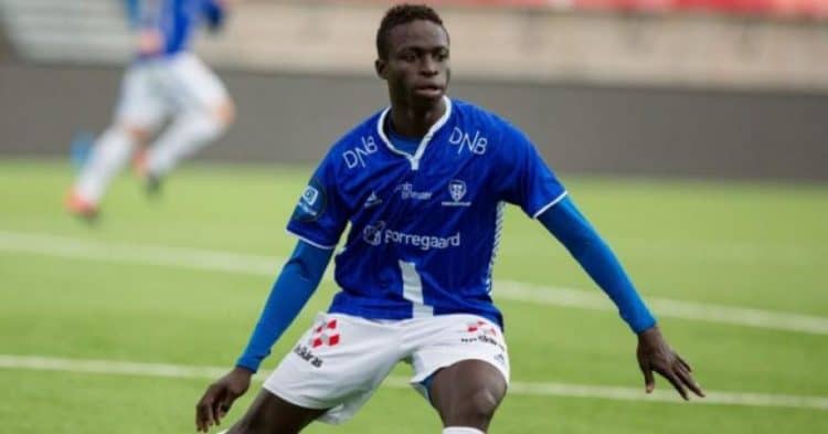 Large victoire du Club Burges 4-0, Krepin Diatta titulaire - wiwsport