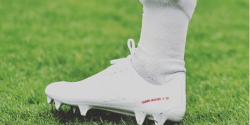 Découvrez les nouveaux bijoux de Sadio Mané pour le match PSG vs Liverpool - wiwsport