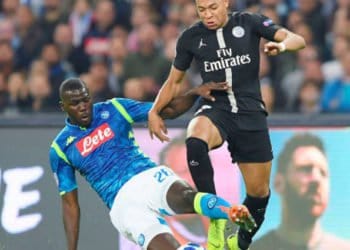 Le geste de classe de Kalidou Koulibaly sur Mbappe