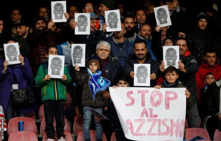 Italie : Les tifosi napolitains ont rendu hommage à Koulibaly - wiwsport