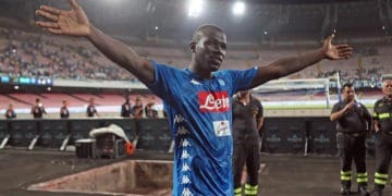 Kalidou Koulibaly - Naples dit encore non aux 103 millions d'euros de Manchester United - wiwsport