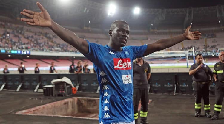 Kalidou Koulibaly - Naples dit encore non aux 103 millions d'euros de Manchester United - wiwsport